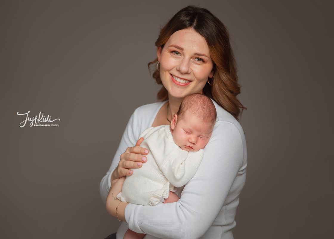 JustKidi Photography Studio Sydney Newborn Photo Shoot Hills District Family Photo
